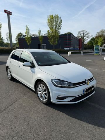 VW Golf