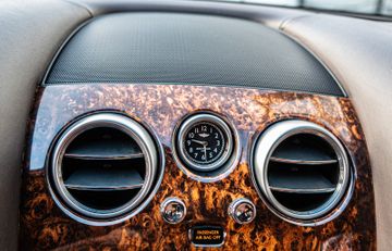 Fahrzeugabbildung Bentley Flying Spur 4.0 V8 PANO|CAM|LUFT|SHZ|SLF|KEYLES