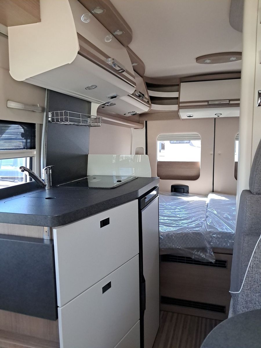 Fahrzeugabbildung Malibu Van compact 540 DB Klimaautomatik, Radio DAB,