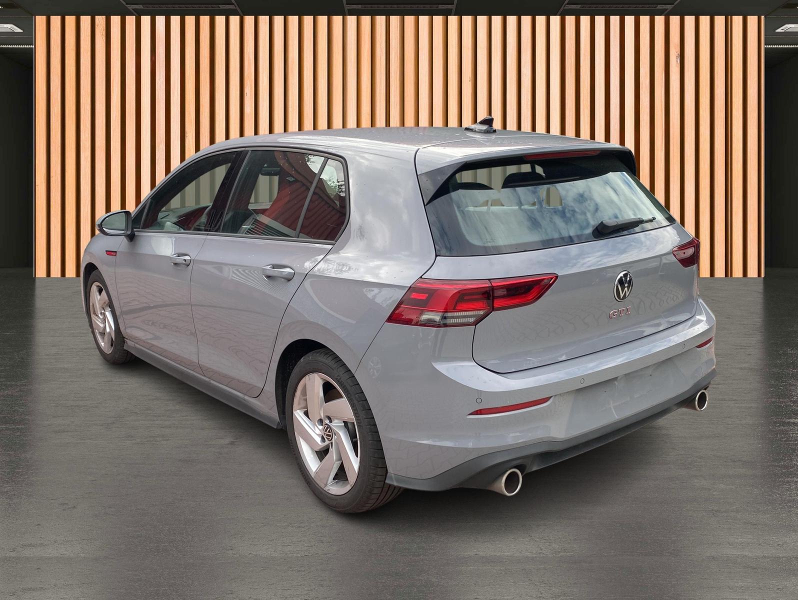 Volkswagen Golf 2.0 TSI GTI DSG*Navi*LED*Kamera*ACC, миниатюра 6