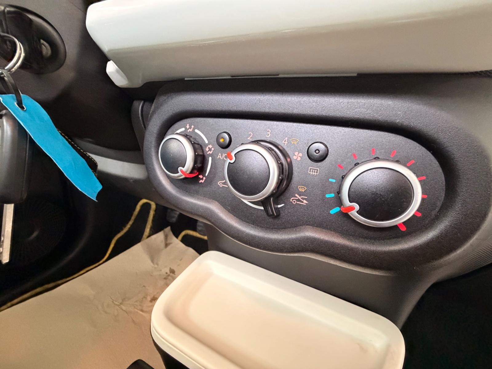 Renault Twingo Limited*SHZ*LED*Faltdach*