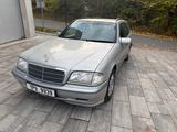 Mercedes-Benz C 180 T CLASSIC Classic - gebrauchte Mercedes-Benz C 180 aus dem Jahr 1998
