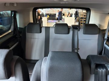 Opel Vivaro *9.SITZER*AHK*TEMPO*CARPLAY*SERVICE0426*