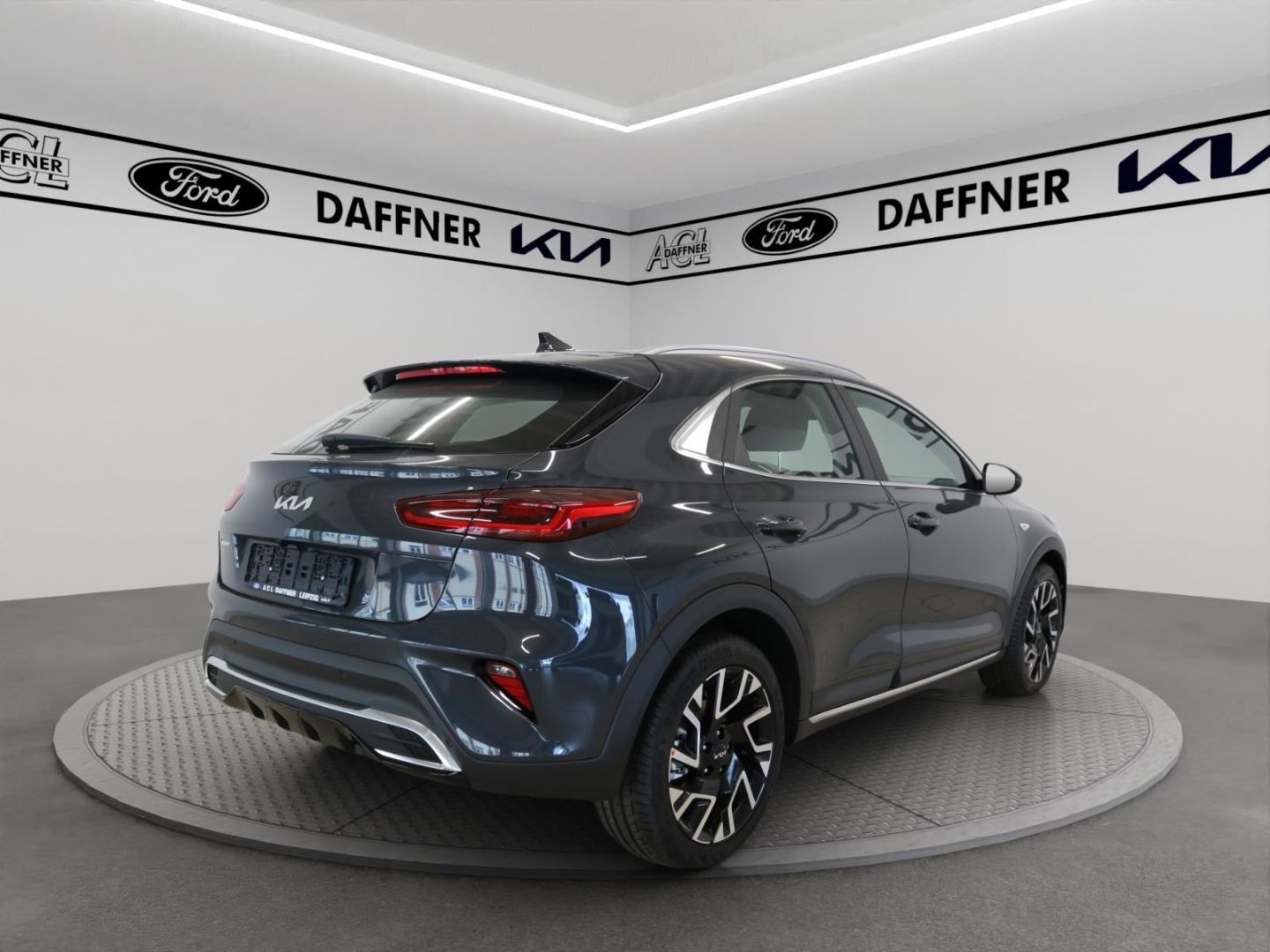 Fahrzeugabbildung Kia XCeed Vision 1.5 Kamera PDC Navi LED Tempomat