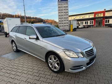 Mercedes E 220 - 5