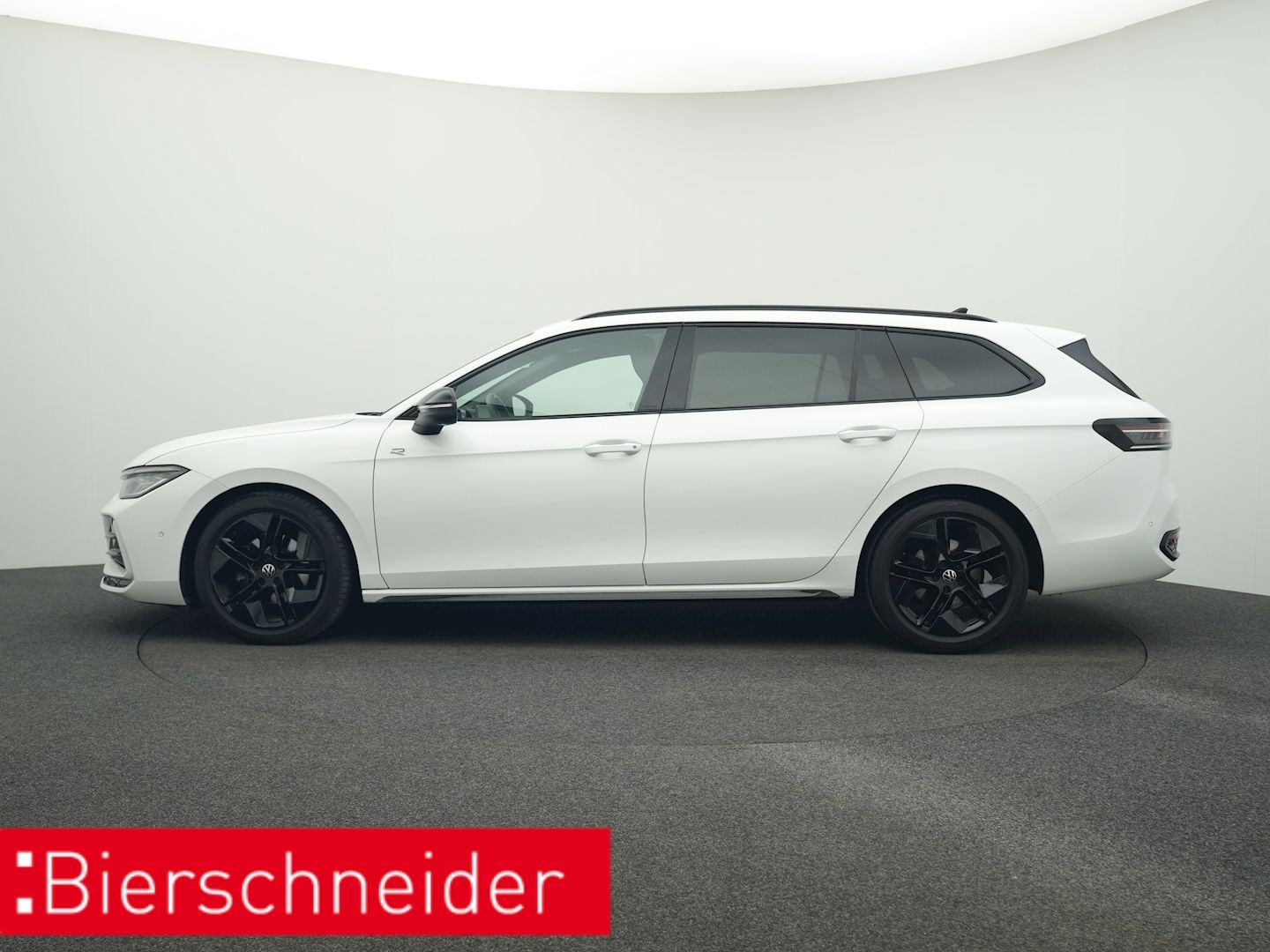 Volkswagen Passat Variant 2.0 TDI DSG R-Line BLACK-STYLE NA imagem 3