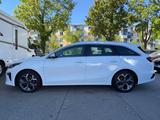 Kia cee'd SW 1.6 CRDI 100KW~Navi~Kam~Spur~Klima.aut - gebrauchte Kia cee'd Sportswagon aus dem Jahr 2019