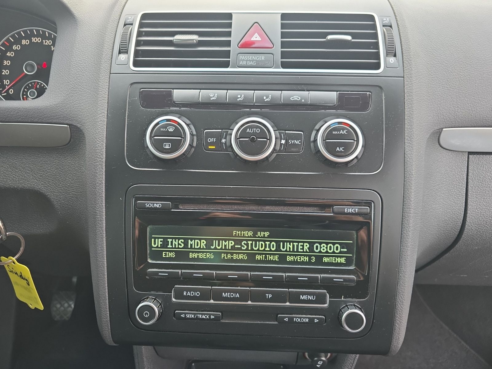 Fahrzeugabbildung Volkswagen Touran Trendline 1,6TDI 7 Sitze Tempomat