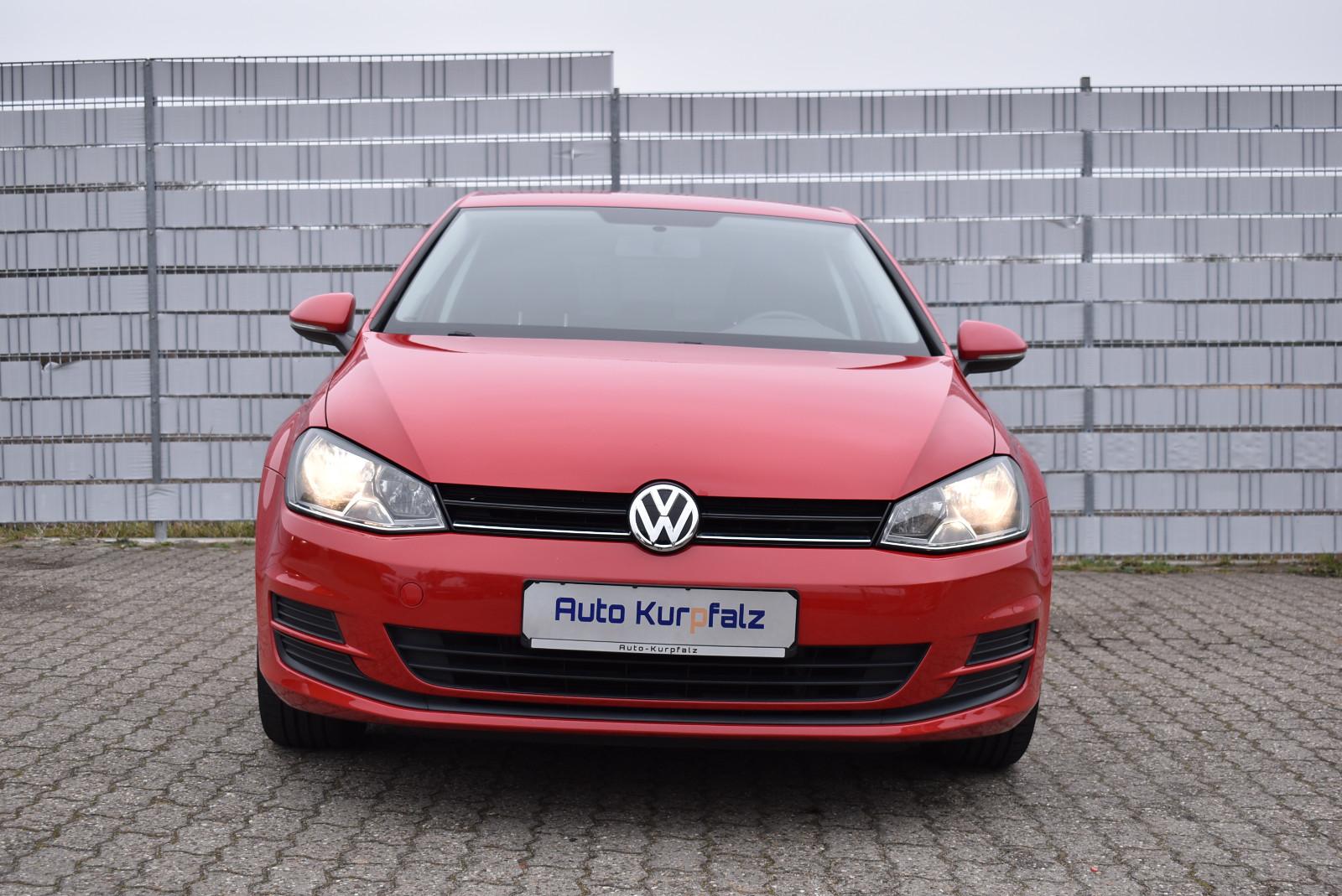 Volkswagen Golf VII Trendline 2.Hand erst 81000KM Tüv NEU