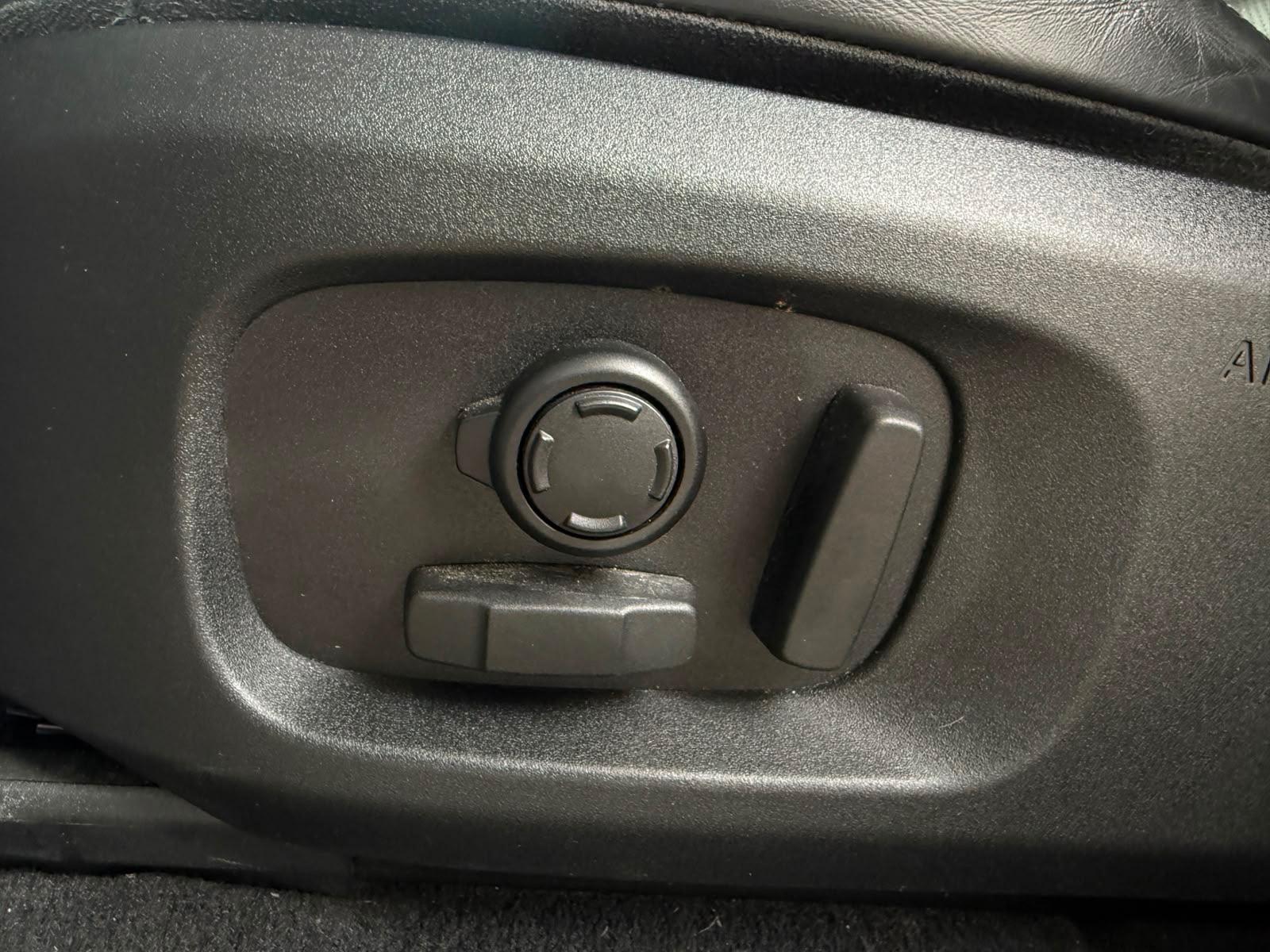 Land Rover Range Rover Evoque HSE Dynamic NAVI/XENON/LEDER