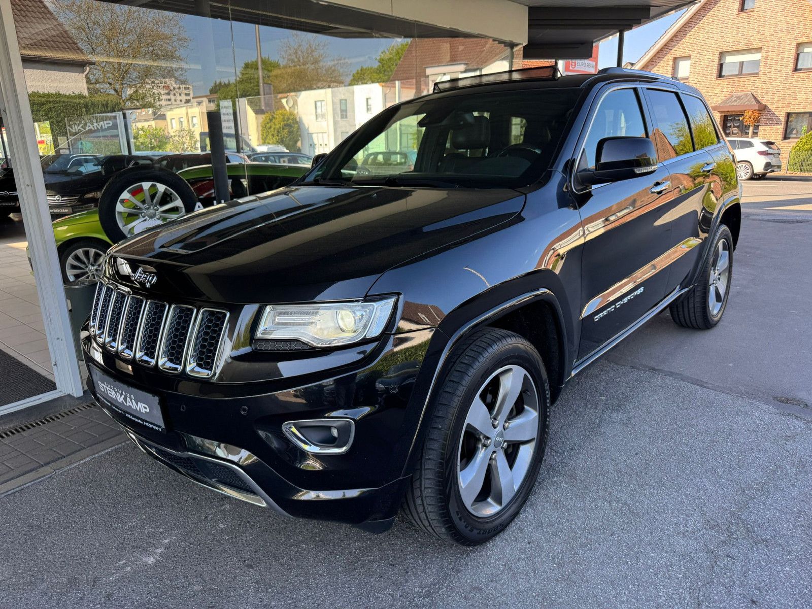 Jeep Grand Cherokee 3.0 CRD Overland * PANO * ACC *