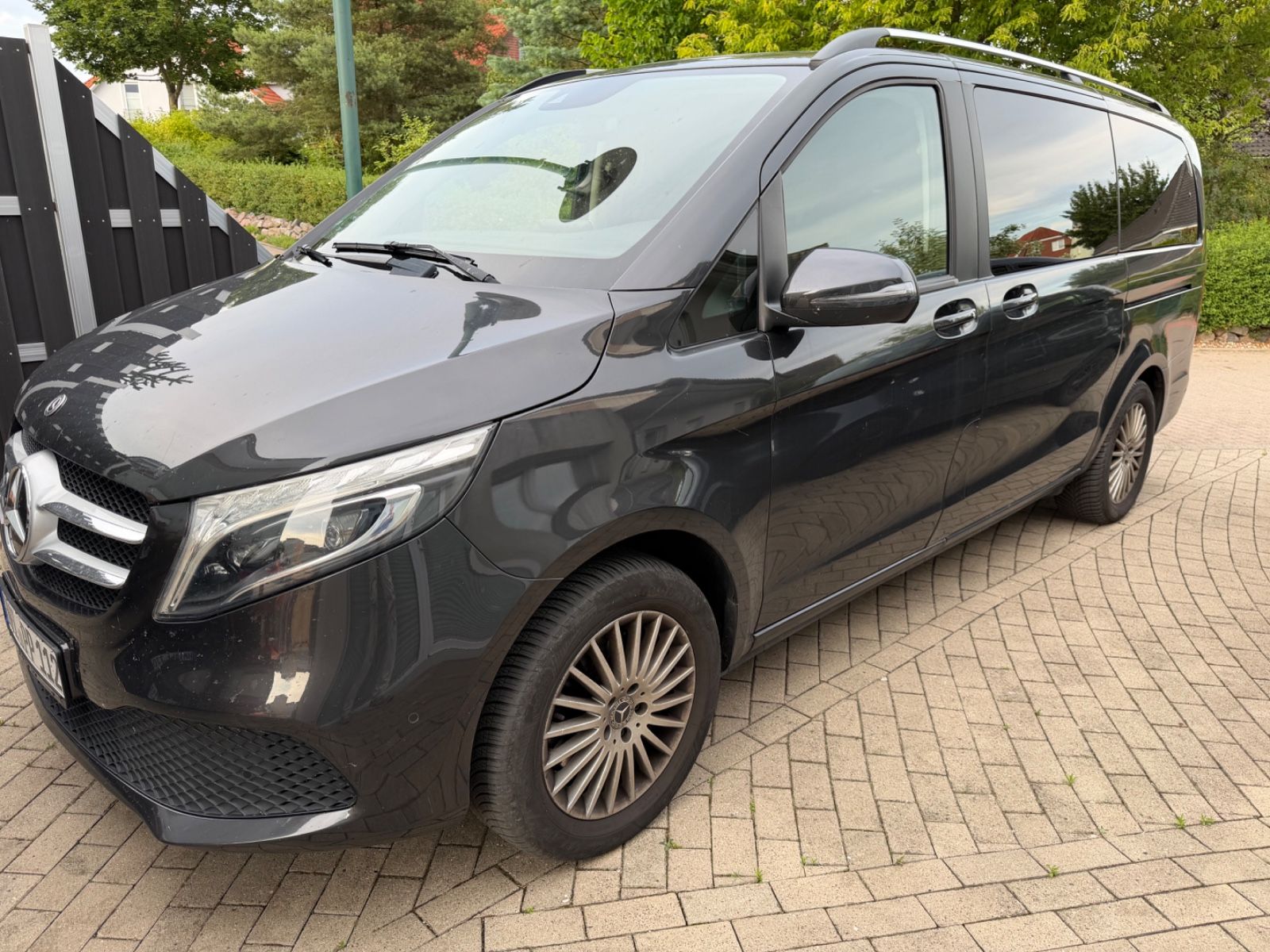 MERCEDES-BENZ V 250 d Aut. EDITION lang Allrad AHK Burmeister
