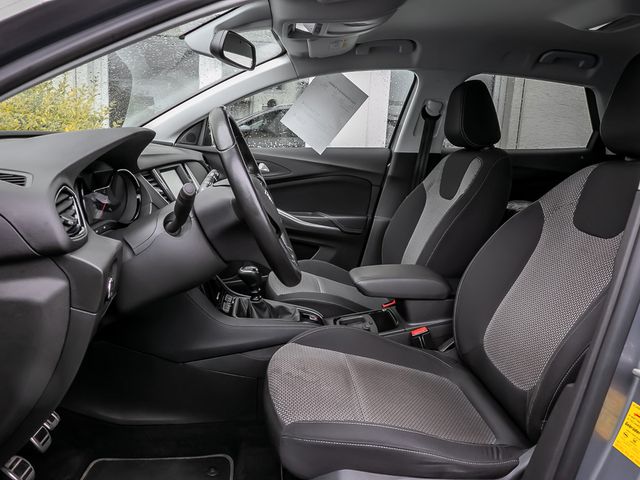 Opel Grandland 1.2 Edition Fernlicht-Assistent