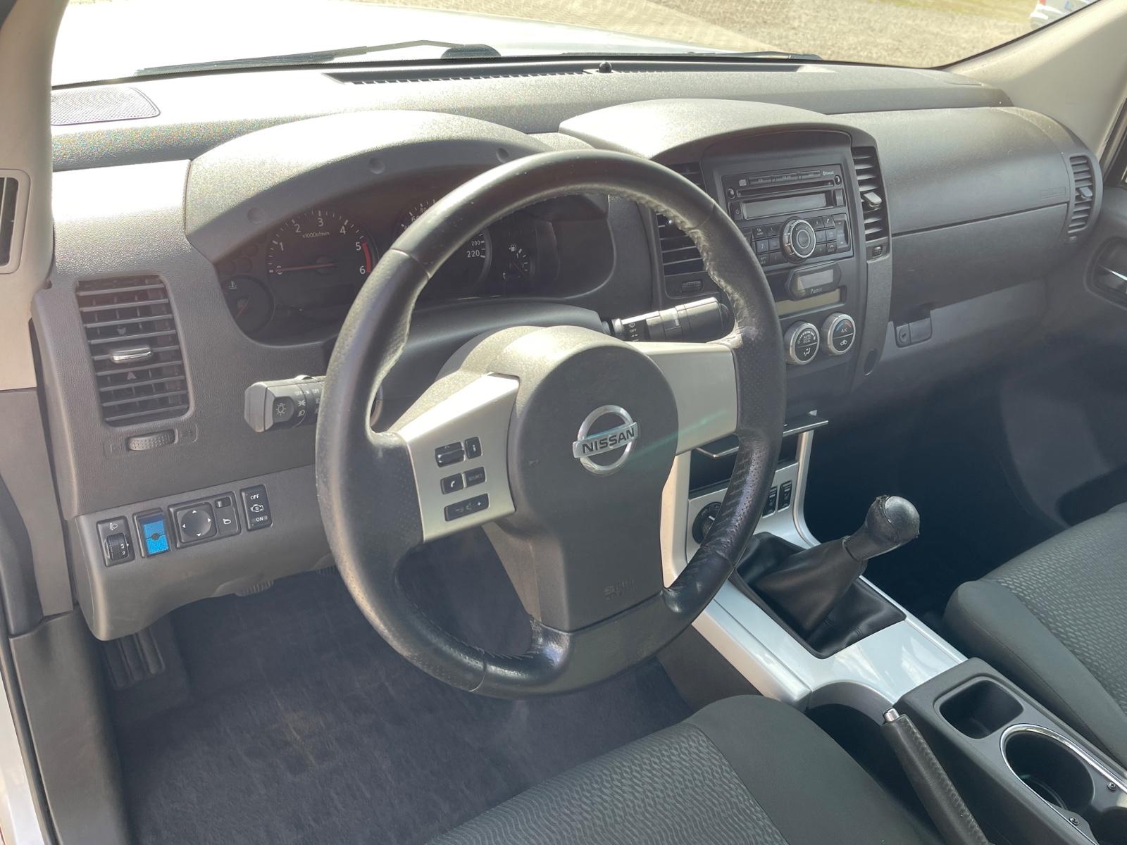 NISSAN NAVARA 190CH PICKUP DOUBLE CAB SE 4X4