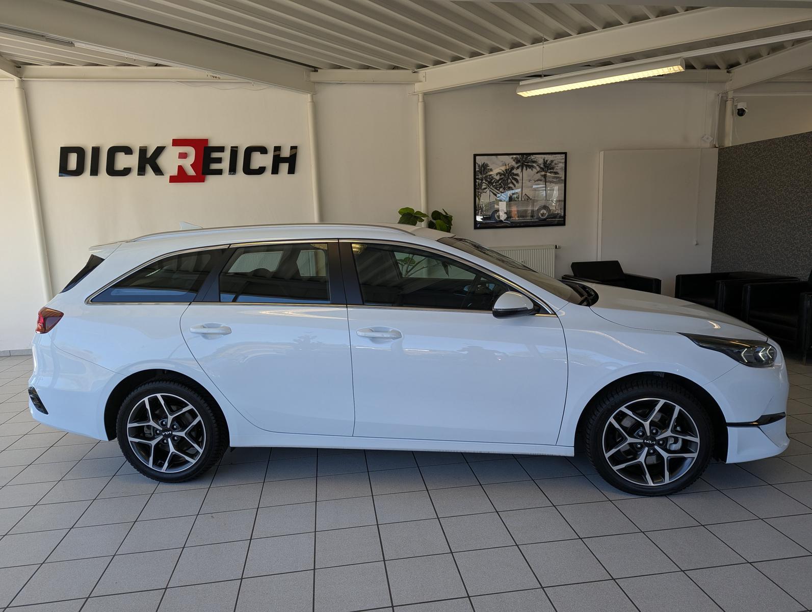 Kia cee'd Sportswagon 1.5 DCT Spirit LED JBL Cam 7J