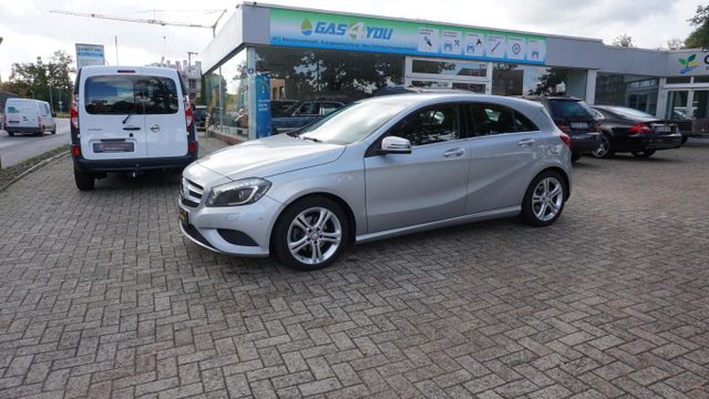 Mercedes-Benz A 180 A -Klasse A 180 BlueEfficiency 77 Tkm Top