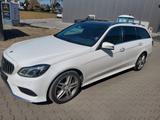 Mercedes-Benz E 500 4MATIC T AVANTGARDE AVANTGARDE - Mercedes-Benz E 500: 4matic