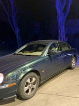 Jaguar S Type - Jaguar S-Type in Düsseldorf