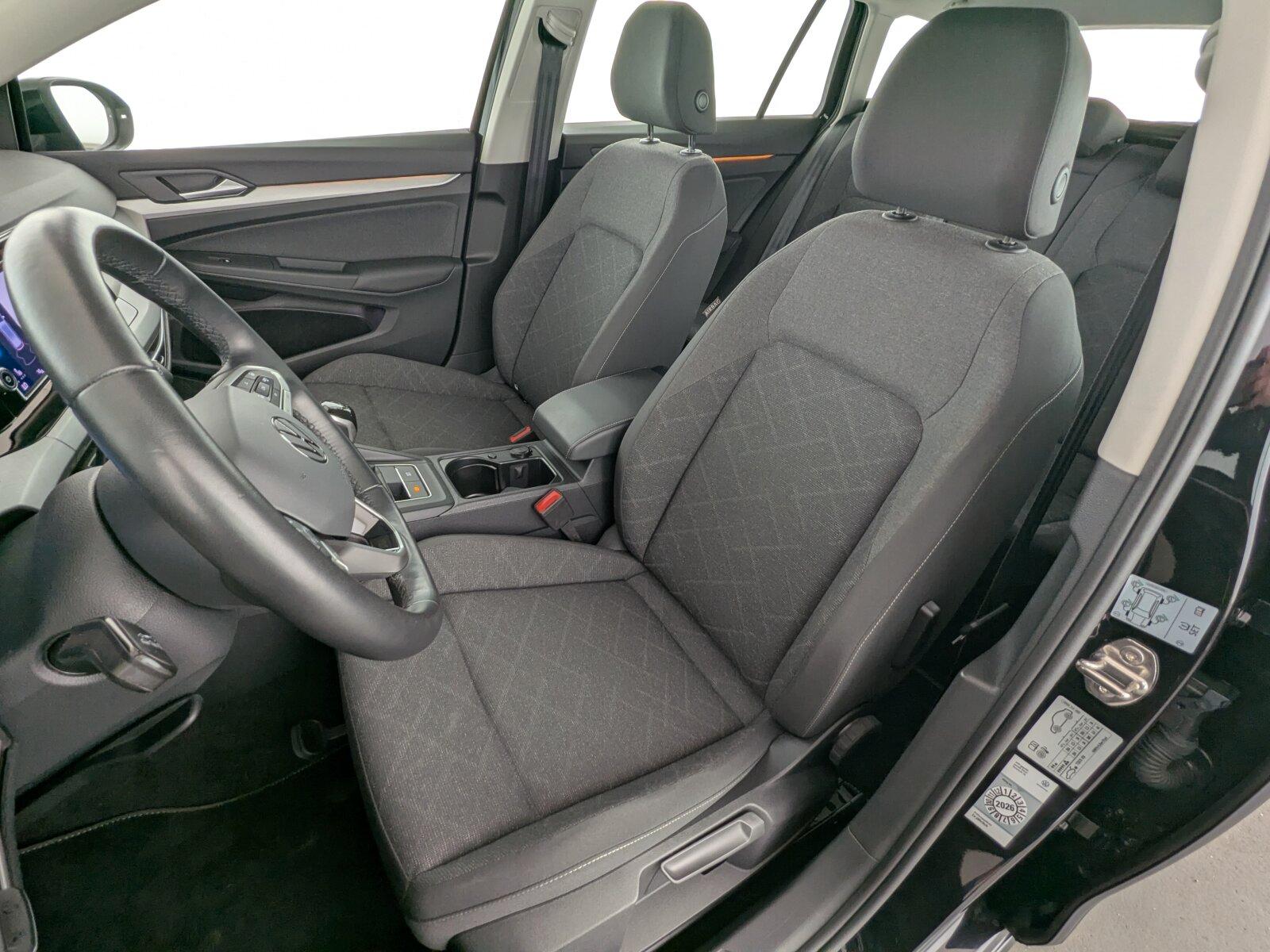 Volkswagen Golf VIII 1.0 TSI Life OPF LED+CARPLAY+SHZ+RFK+, миниатюра 12