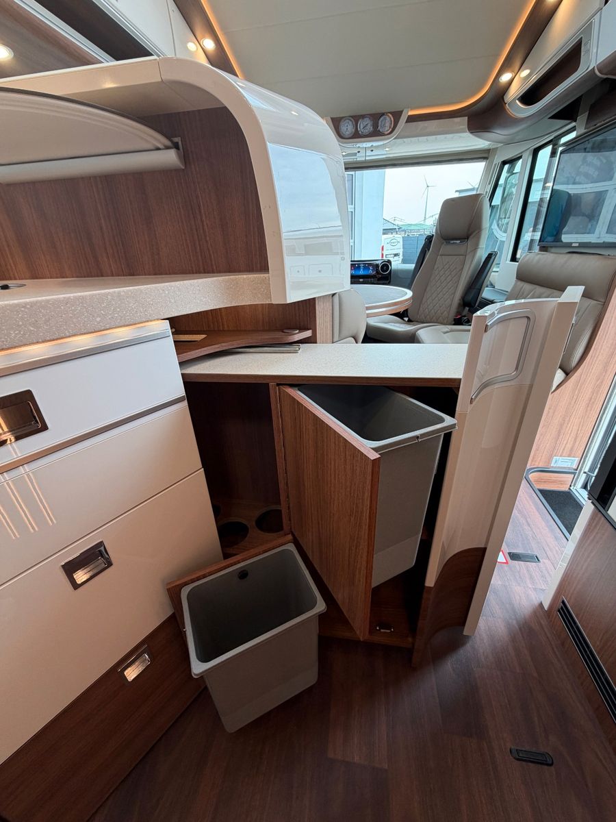 Fahrzeugabbildung Carthago chic e-line 50 LE DA Mastervolt