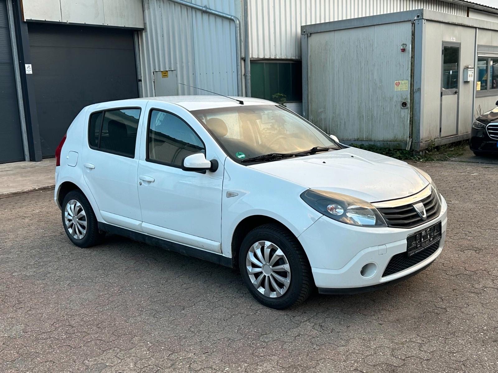 Dacia Sandero Edition FC St. Pauli