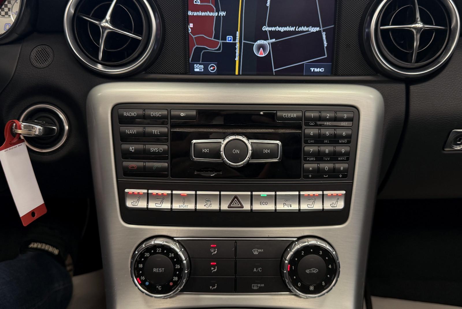Mercedes-Benz SLK 250 CDI BE Roadster *AMG*Glasdach*AirScarf