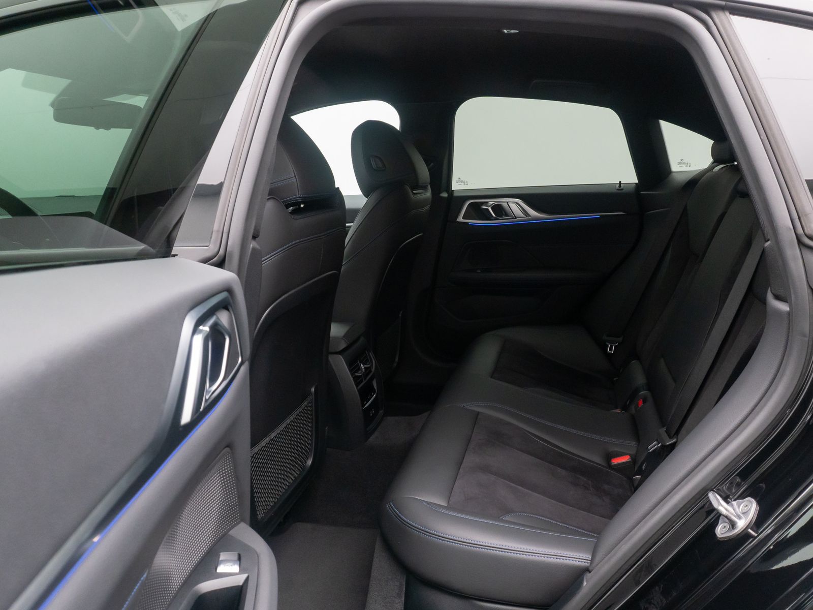 Fahrzeugabbildung BMW 430 Gran Coup&eacute; M Sport Kamera DAB HiFi 19Zoll