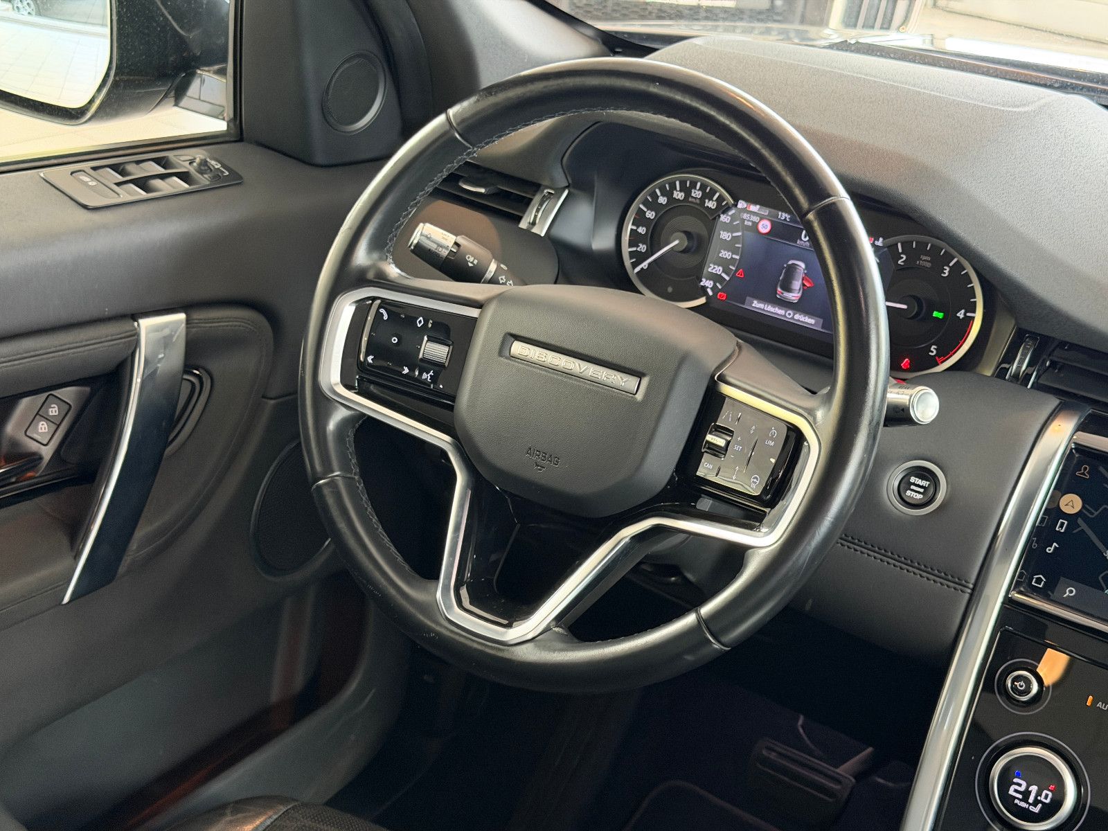 Fahrzeugabbildung Land Rover Discovery Sport AWD D200/360''KAM/LEDER/PANORAMA