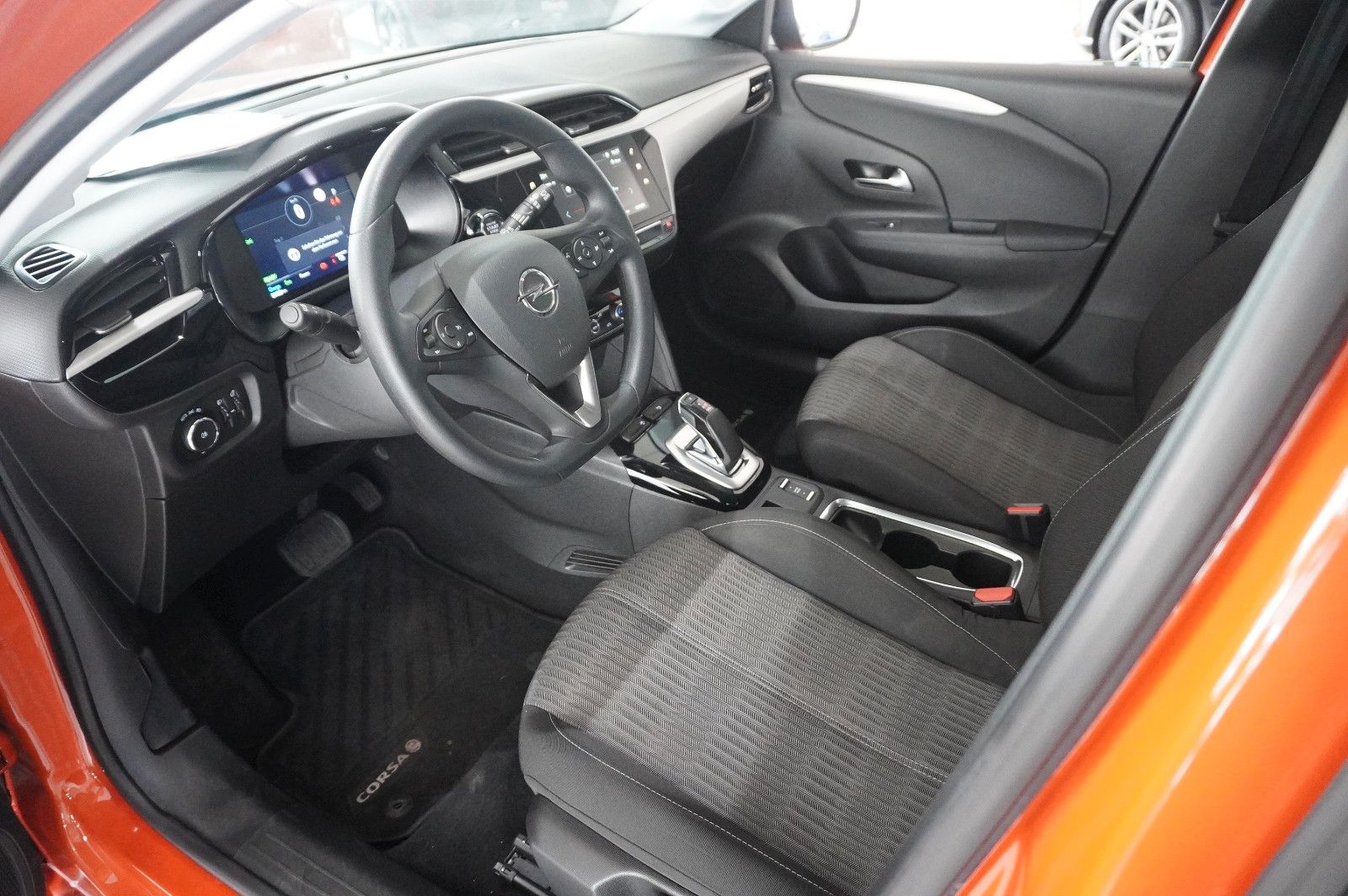 Fahrzeugabbildung Opel Corsa-e F EDITION 3-PHASIG NAVI/LED/KAMERA/SHZ