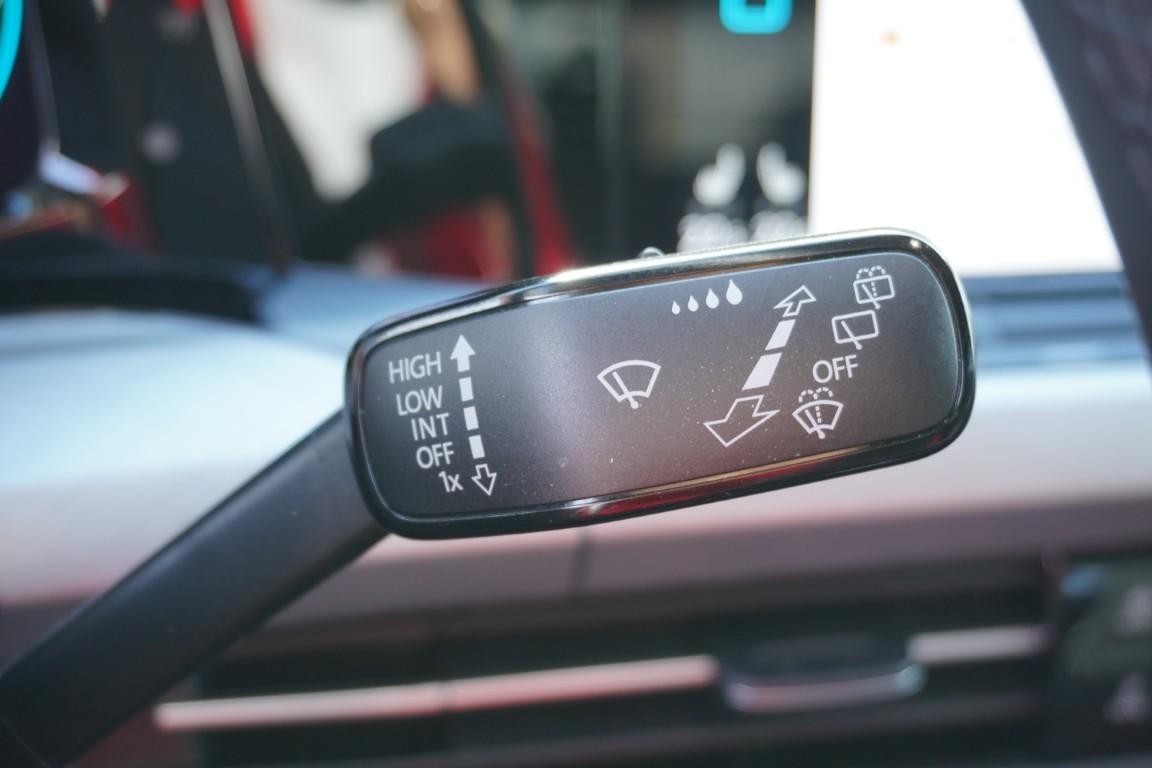 Volkswagen Golf VIII 1.0 Life LED Navi ACC App-Connect, миниатюра 19