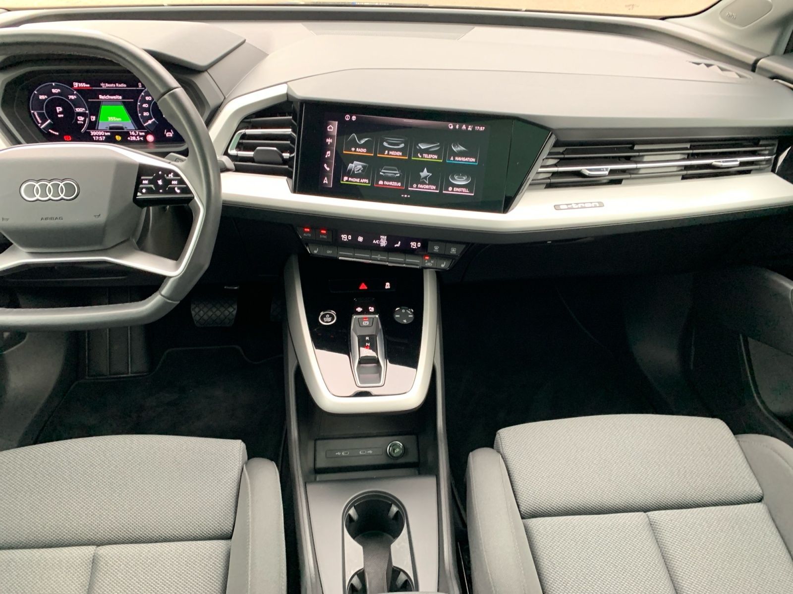 Audi Q4 e-tron - Bild 22