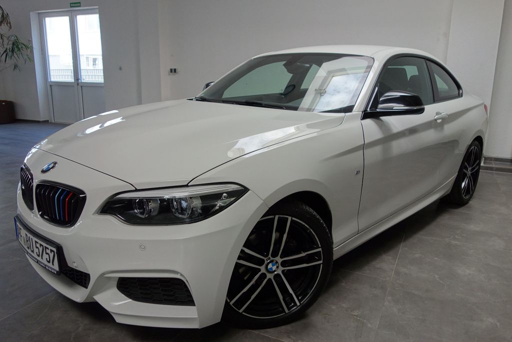 Image of BMW 218