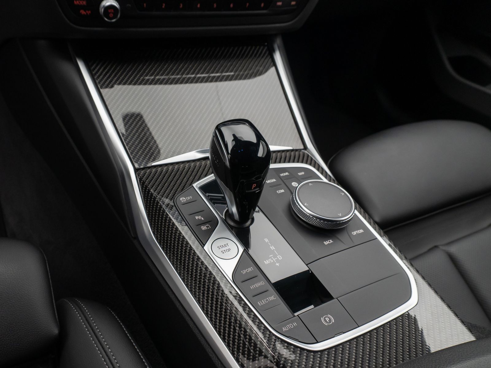 Fahrzeugabbildung BMW 320e M Sport HiFi DAB PDC Fernlichtassist 19Zoll