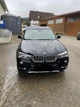 BMW X3 xDrive20d xLine AT xLine - BMW X3 von privat