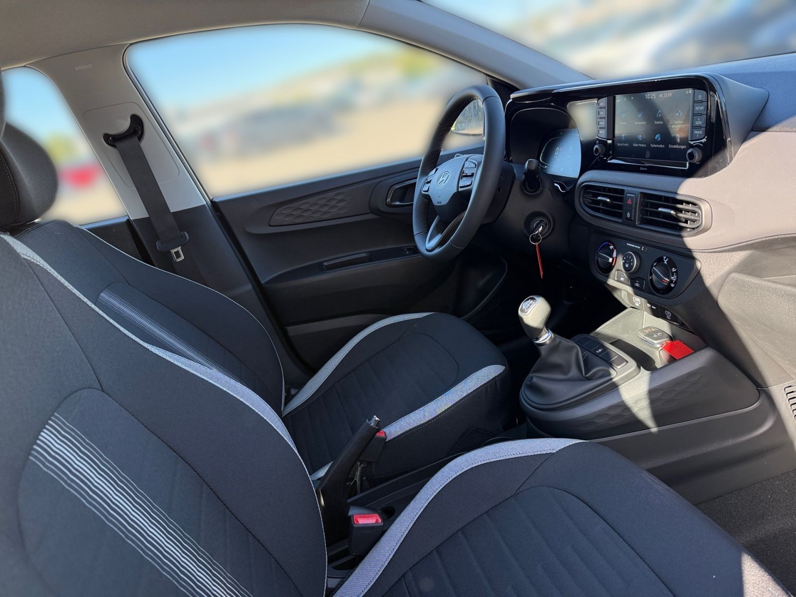 Fahrzeugabbildung Hyundai i10 1.0 Select Navi Kamera