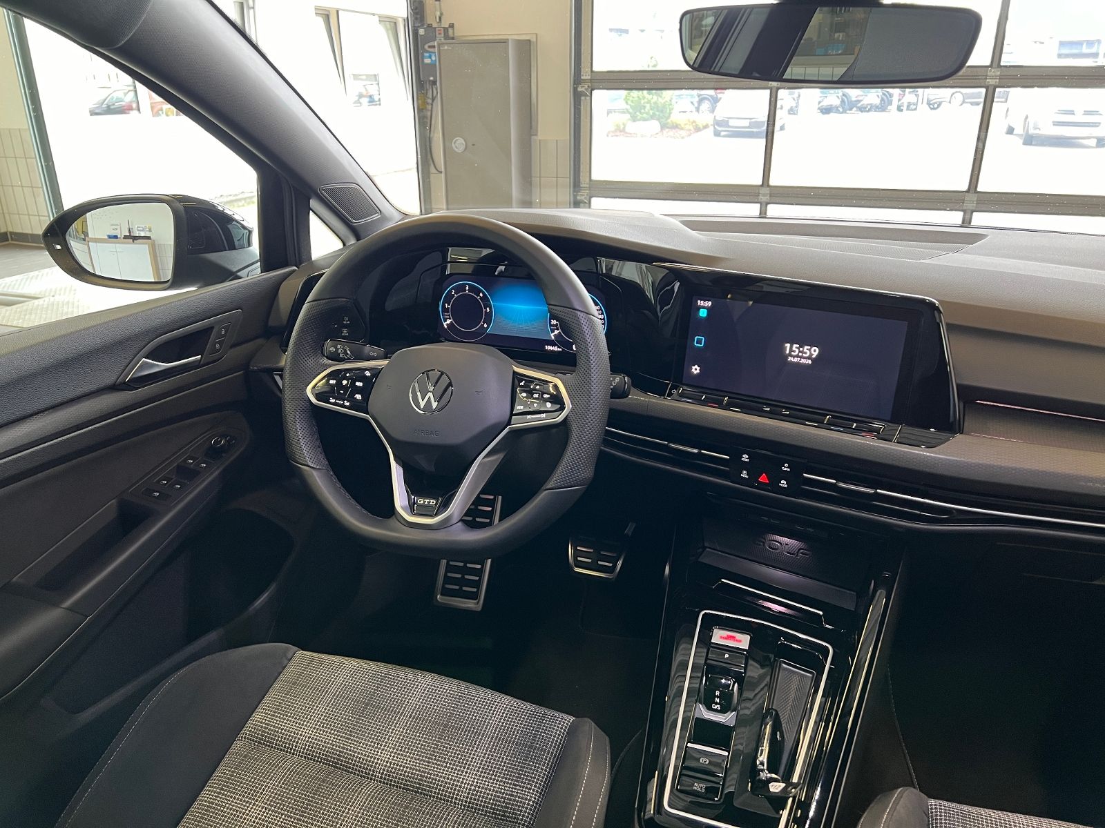 Fahrzeugabbildung Volkswagen Golf VIII GTD 2.0 TDI DSG *Black Style, AHK, LED
