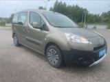 Peugeot Partner Tepee Active - Peugeot Partner mit Benzin-Antrieb