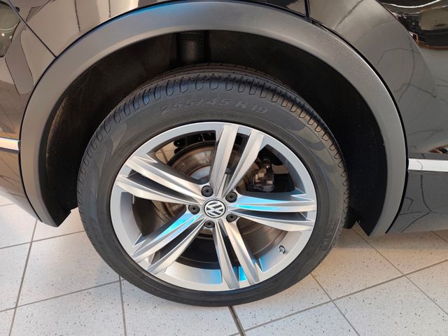 Tiguan 1.4 TSI *R-Line*Sound*AHK*Panorama*APP