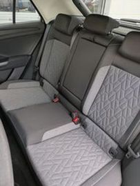 Volkswagen T-Roc 1.5 TSI Move KLIMA LED NAVI ALU