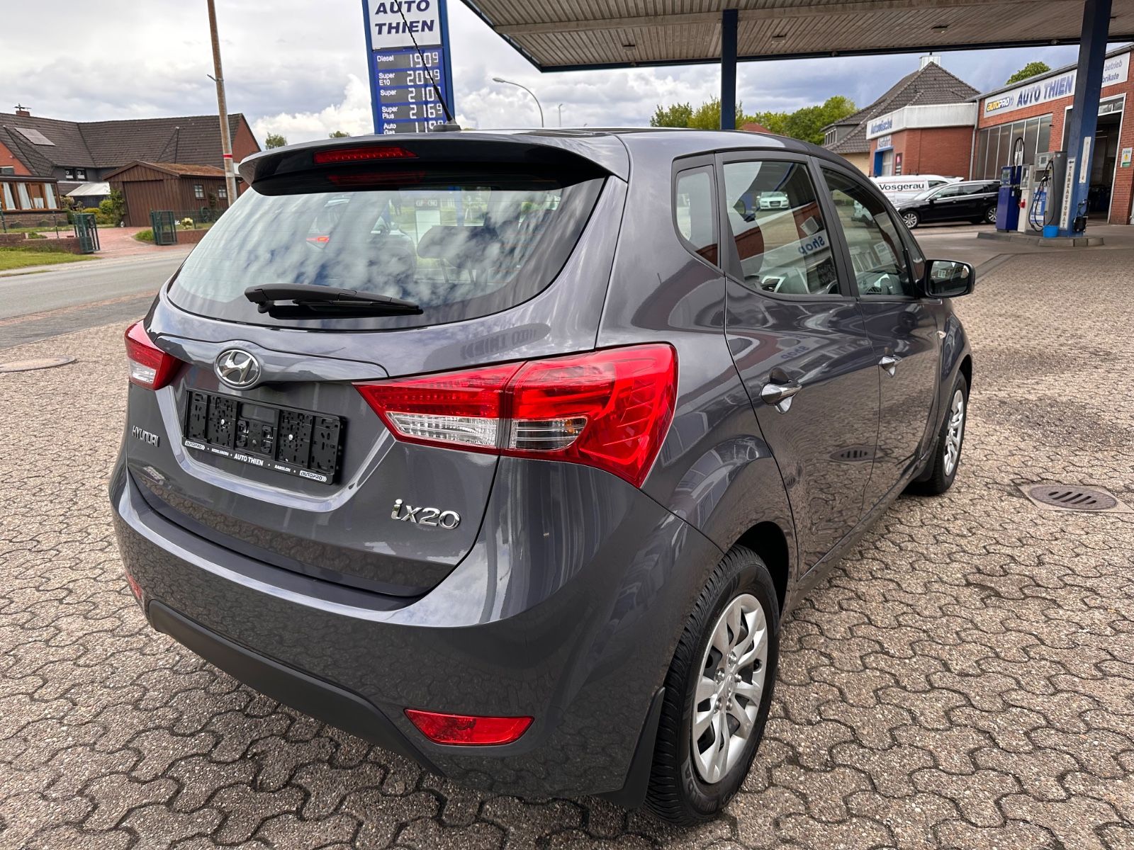 Fahrzeugabbildung Hyundai ix20 1.4 Classic Klima/GJR/Audio/Original KM