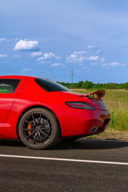 MERCEDES-BENZ SLS 2014