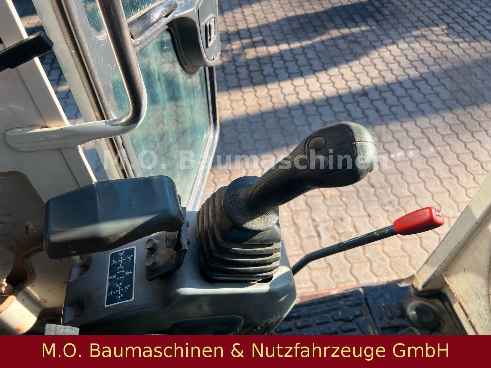 Fahrzeugabbildung Kubota KX 080-3 / SW / Hammerline /