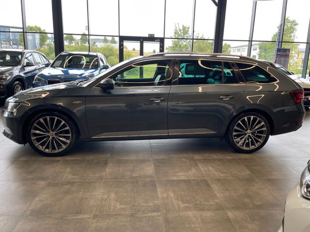 Skoda Superb Combi L&K *PANO*ACC*AHK*LEDER*NAVI*BI-XEN