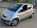 Mercedes-Benz A 160 CLASSIC Automatik * Klima - gebrauchte Mercedes-Benz A 160 aus dem Jahr 2003