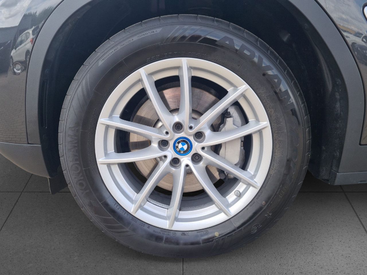 BMW X3 xD 30e LiveProf  SurrView St+Go Laser HUD H/K foto 17