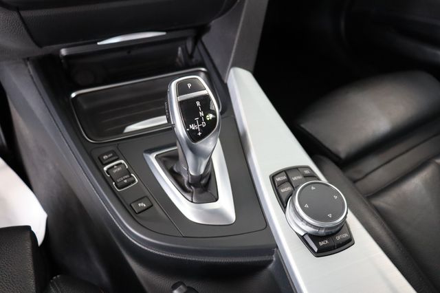 Fahrzeugabbildung BMW 328 i Touring Sortline|SPORT|LED|1HAND|LEDER|PDC