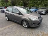 Ford Grand C-Max Champions Edition - Ford Grand C-Max: Champions Edition