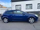 Opel Astra GTC 1.8 ECOTEC/NAVI/PDC/ - Opel Astra aus 2006: Gtc