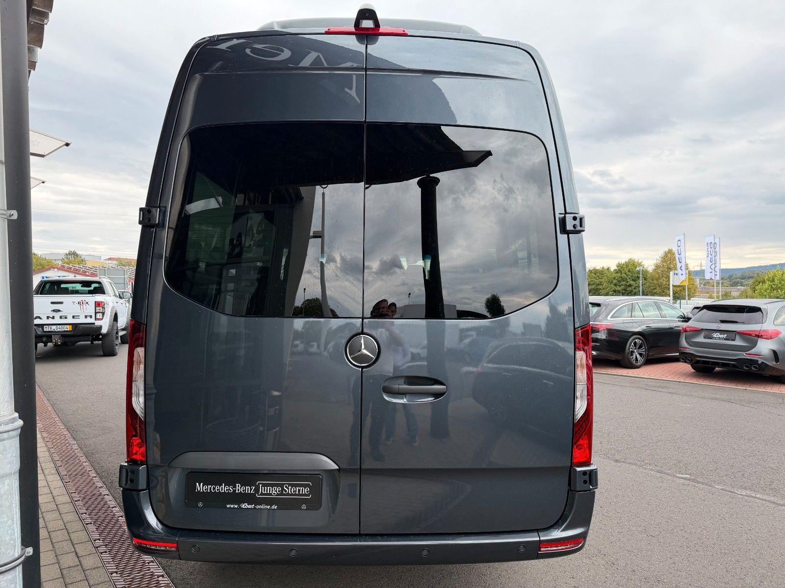 Fahrzeugabbildung Mercedes-Benz Sprinter 317 CDI 9G SELECT Stdh Dachklima LED