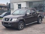 Nissan Navara Pickup Double Cab PLATINUM EVO 4X4 - Nissan Navara: Platinum